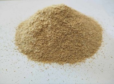 Výprodej - KRMNÉ KVASNICE - kultivované na výpalcích DDGS (sypké) 25 kg