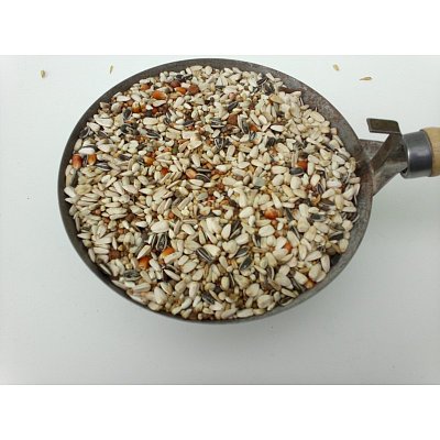 Zob pro papoušky V151 20 kg